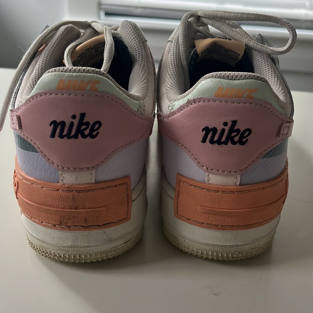 women’s nike shadow air force 1 - size W9